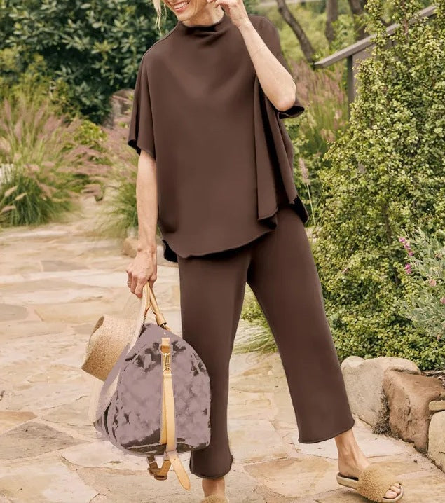 Costume décontracté pour femmes avec coupe ample et design moderne Levoire