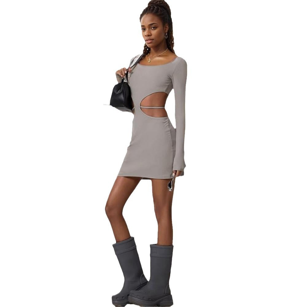 Robe mini découpée pour femmes avec manches longues et design près du corps Levoire