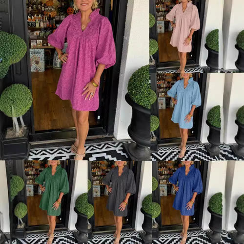 Robe décontractée pour femmes avec des détails en volants et un élégant col en V Levoire