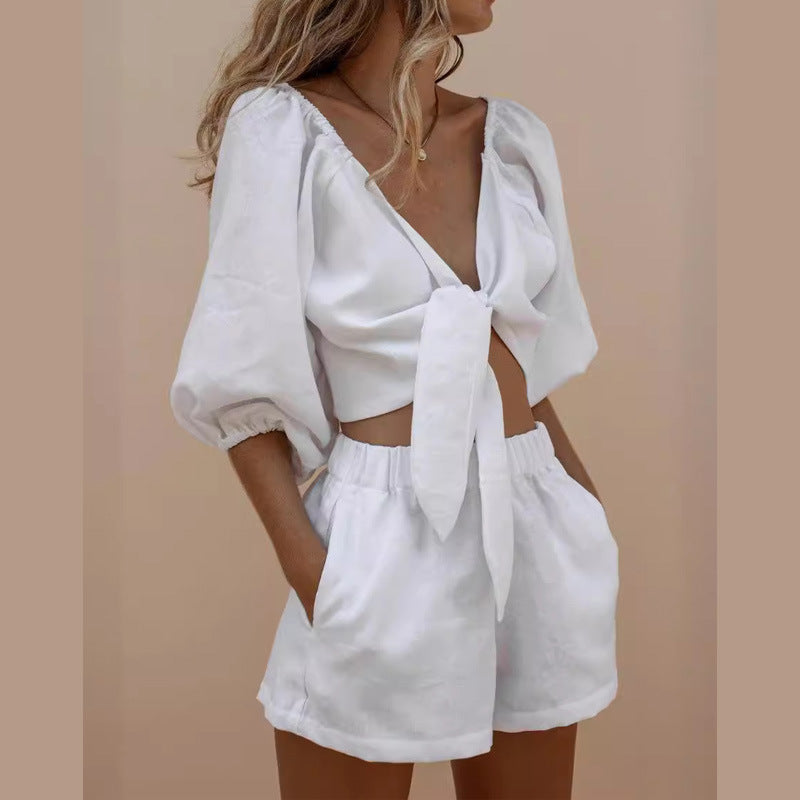 Ensemble stylé pour femmes en deux pièces avec des manches bouffantes et un nœud Levoire