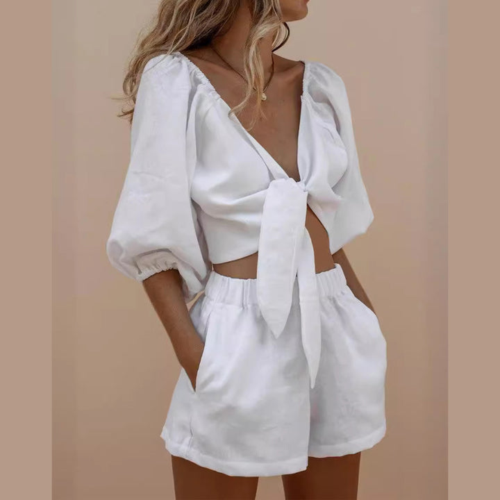 Ensemble stylé pour femmes en deux pièces avec des manches bouffantes et un nœud Levoire