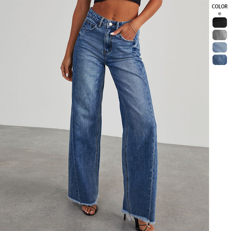 Jeans en denim à coupe large pour femmes avec ourlet effiloché Levoire