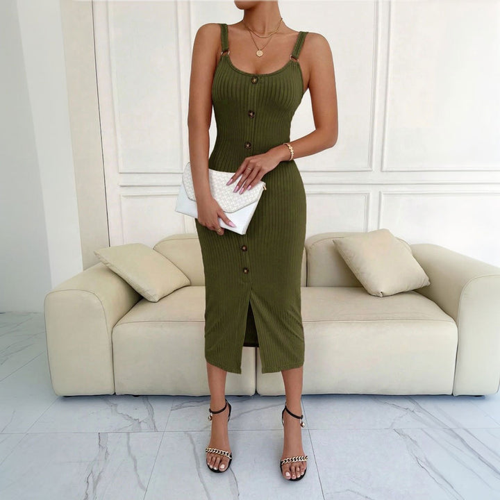 Robe midi femme avec détails de boutons et silhouette près du corps Levoire