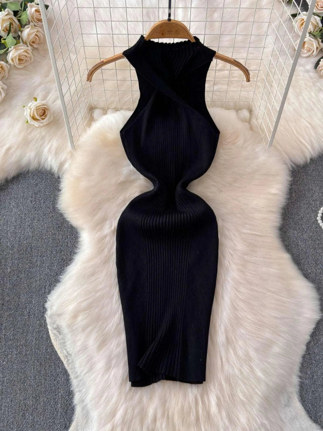 Levoire | Tenue de soirée à encolure américaine en tricot