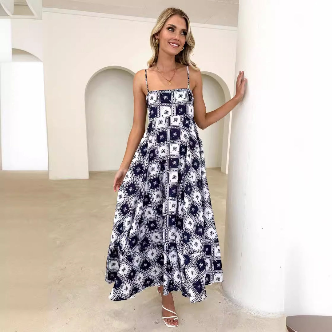 Robe maxi femme avec une coupe aérienne et des accents graphiques modernes Levoire