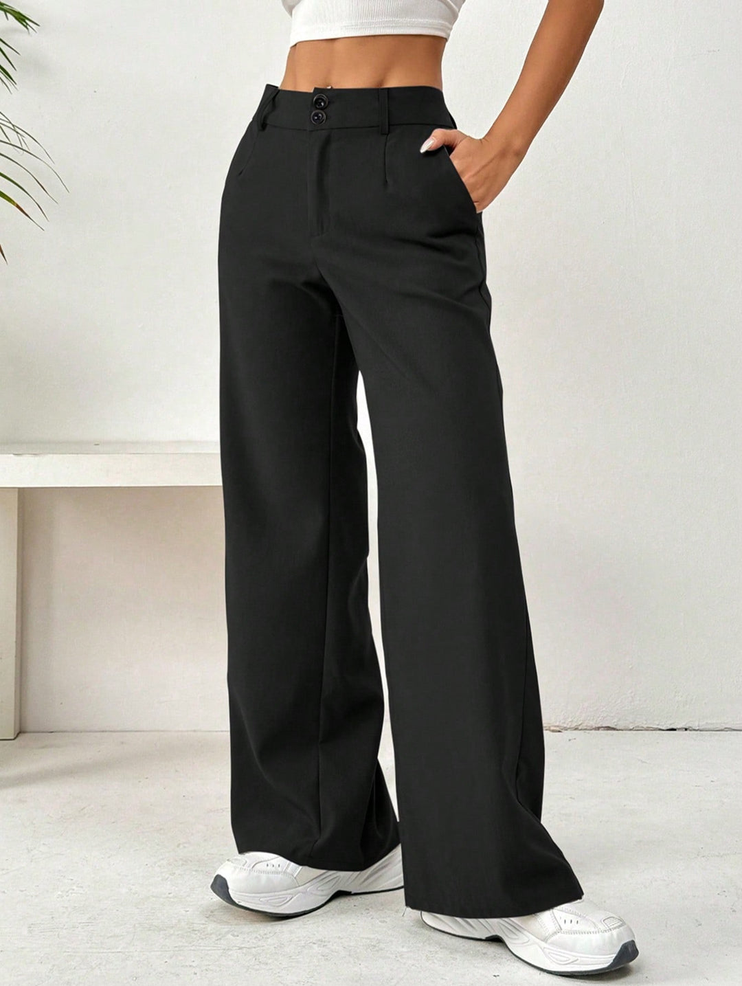 Pantalons larges décontractés pour femmes avec taille haute et élégants détails de boutons Levoire
