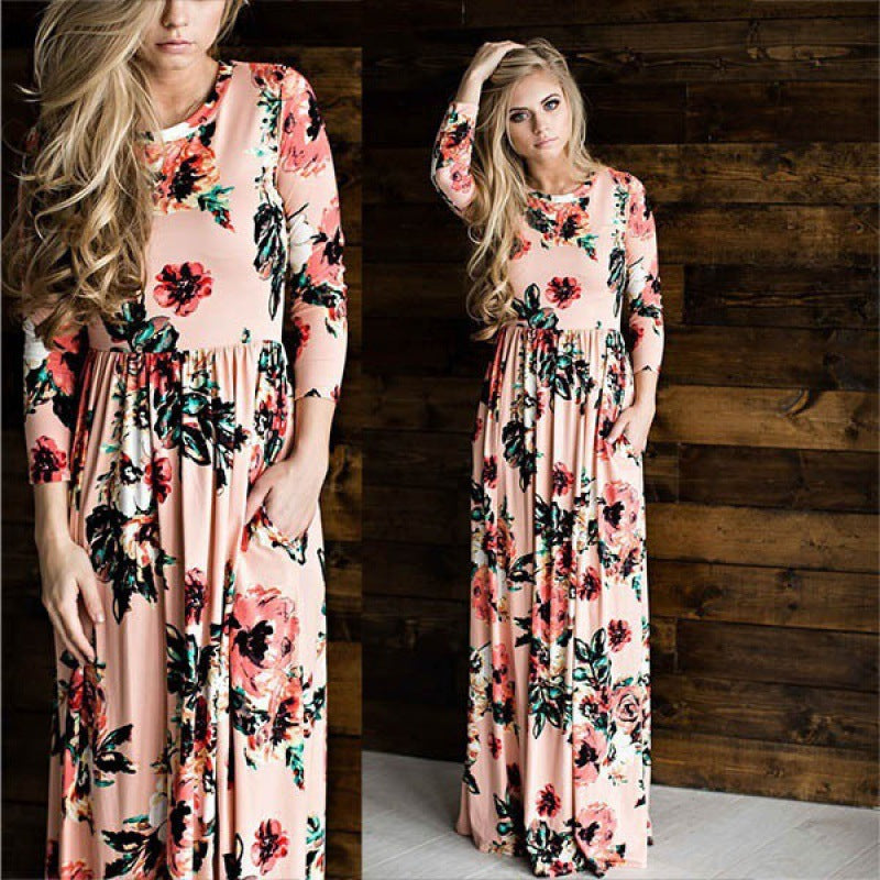 Robe maxi femme avec des motifs floraux et une jupe longue et fluide Levoire
