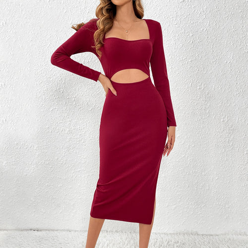 Robe midi élégante pour femmes avec découpe asymétrique et manches longues Levoire
