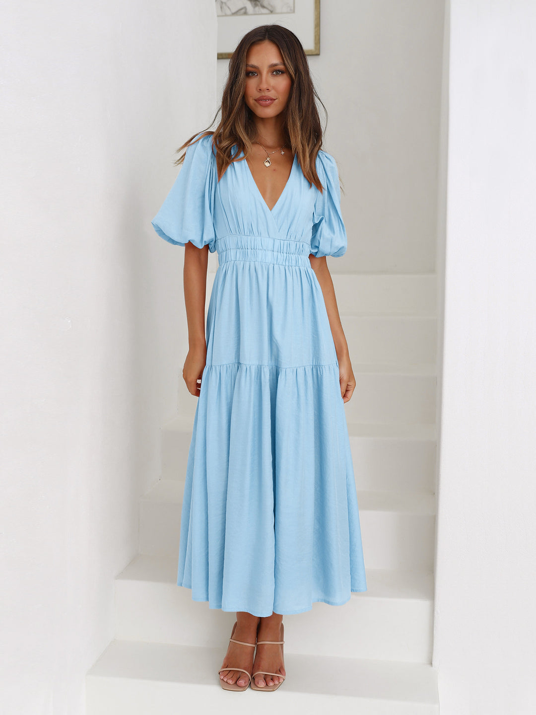 Robe maxi pour femmes avec décolleté en V profond et manches bouffantes volumineuses Levoire