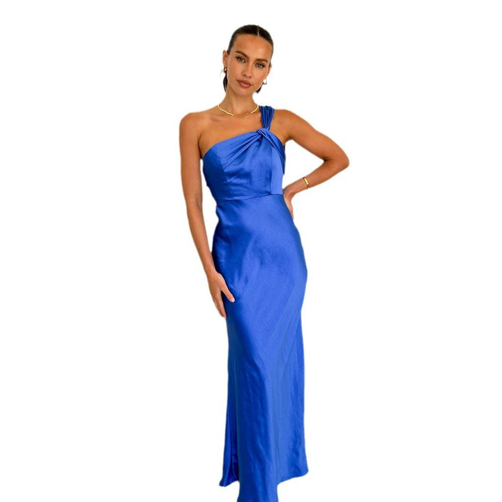 Robe de soirée élégante pour femmes avec sangle asymétrique Levoire