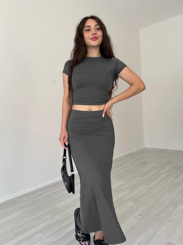 Levoire | Gris Col Rond Top Court Et Jupe Ensemble
