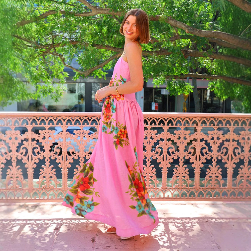 Robe maxi élégante pour femmes avec design floral et peplum Levoire