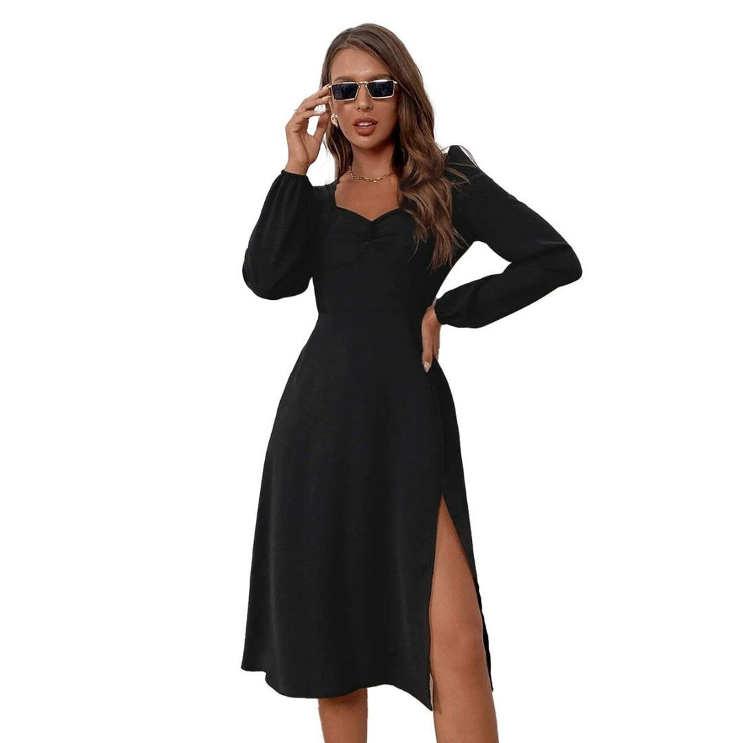 Robe Midi Femmes avec Rassemblement Élégant et Fente Latérale Levoire