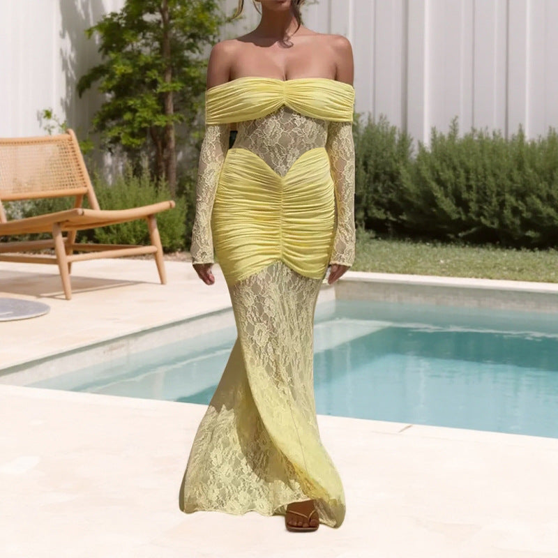 Robe maxi élégante pour femmes avec détails en dentelle transparente et coupe ajustée Levoire