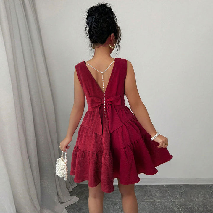 Robe d'été aérienne pour femme avec un élégant décolleté en V et un ourlet volé Levoire