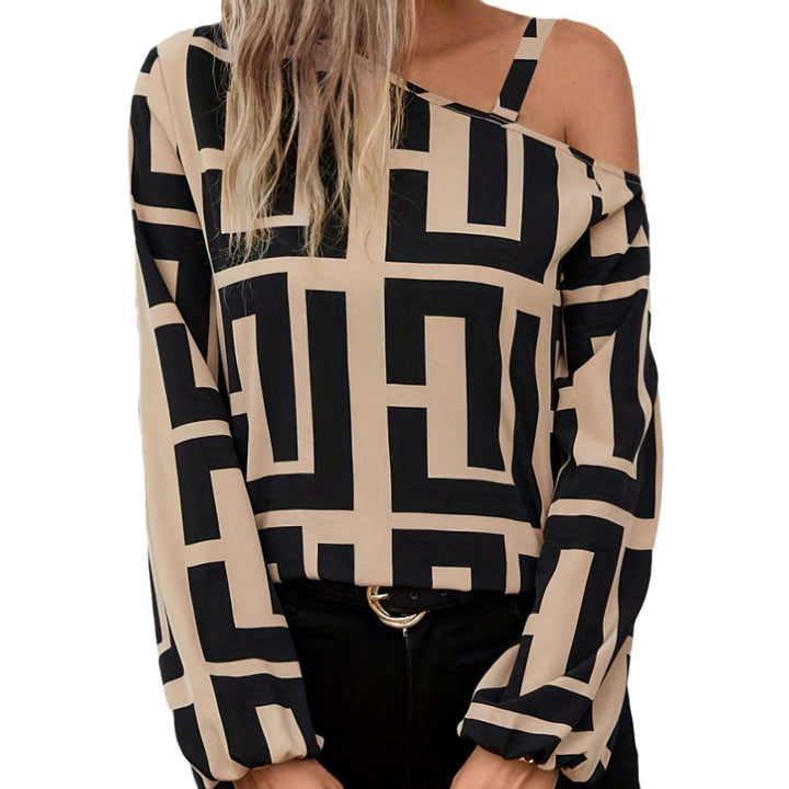 T-shirt Femme Tendance avec Coupe Asymétrique et Motif Graphique Levoire