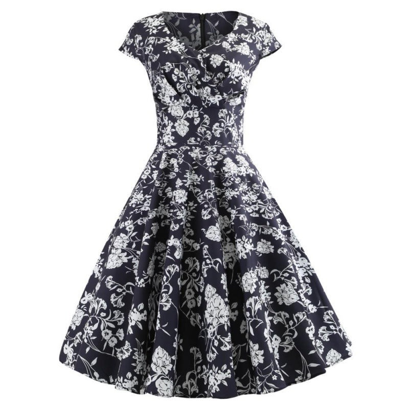 Robe portefeuille pour femmes avec un design floral élégant et une coupe flatteuse Levoire