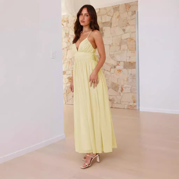 Robe maxi élégante pour femmes avec décolleté en V profond et jupe fluide Levoire