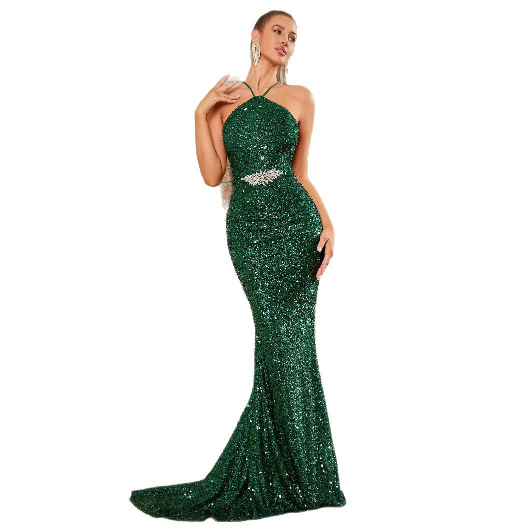 Robe de soirée glamour pour femmes avec coupe sculptante et paillettes scintillantes Levoire