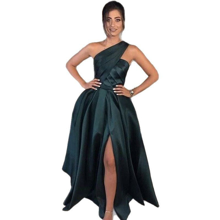 Levoire | Robe de soirée minimaliste à une épaule élégante