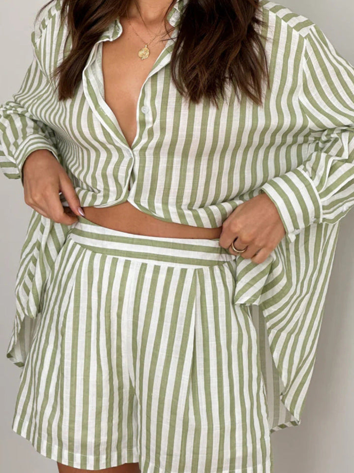 Levoire | Robe À Col Roulé Pour Femmes À Rayures Fines
