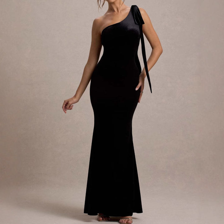 Robe Maxi Élégante pour Femme avec Design Off-Shoulder et Silhouette Slim Levoire