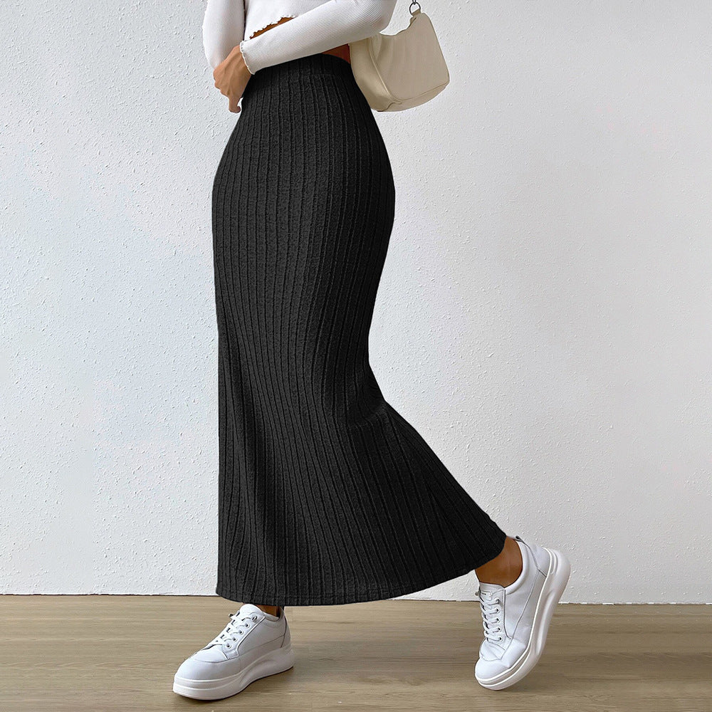 Jupe tricotée longue pour femmes avec côtes diagonales et taille haute Levoire