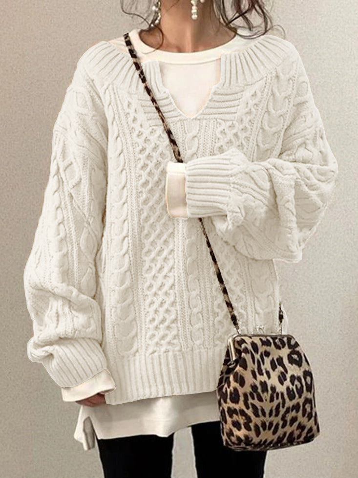 Pull en maille tricotée confortable pour femmes avec un grand col en V et un matériau particulièrement doux Levoire