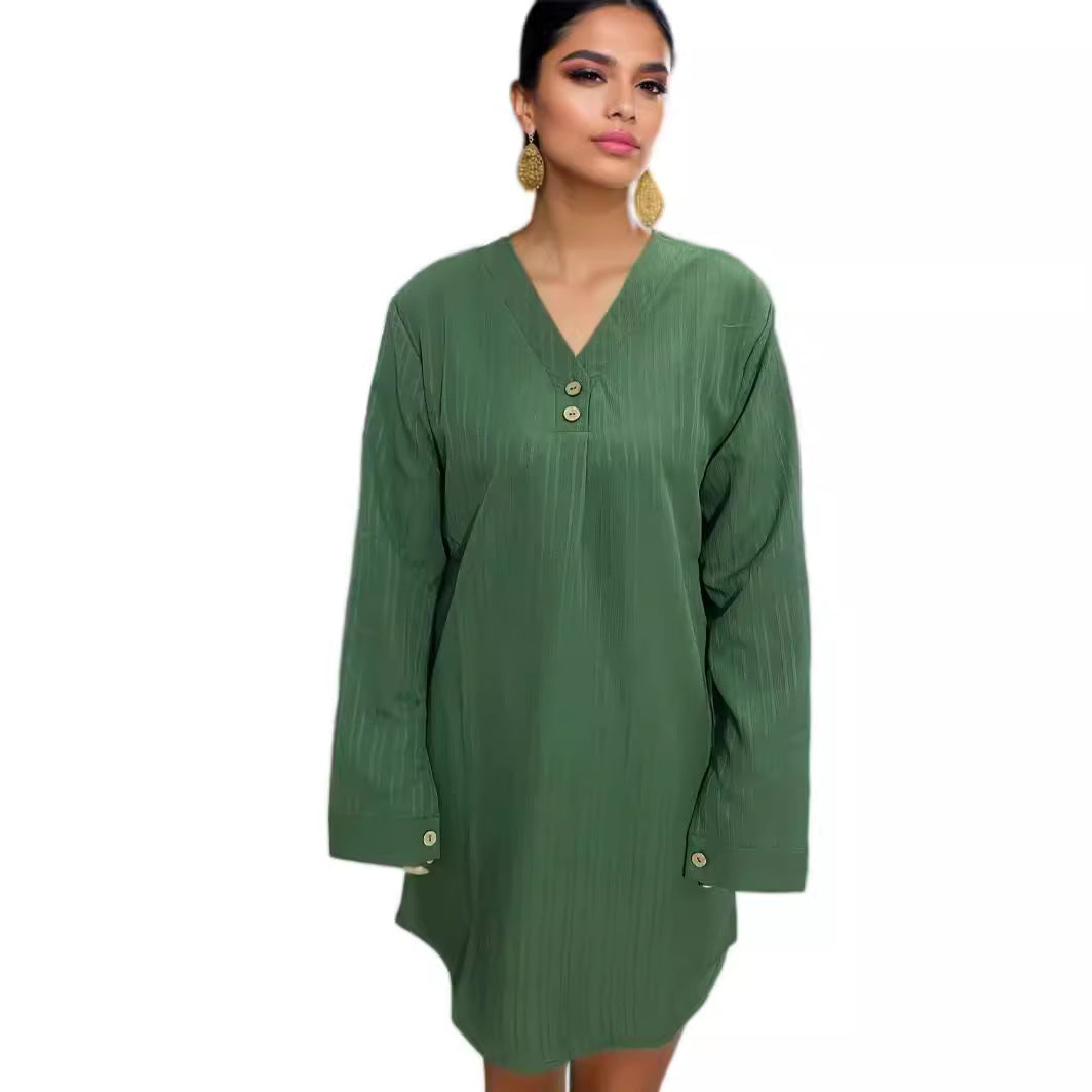 Blouse Femme à Col V avec Fines Rayures et Détails Bouton Levoire