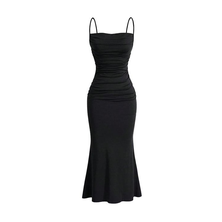 Robe maxi pour femmes avec des plis élégants et des bretelles hors des épaules Levoire
