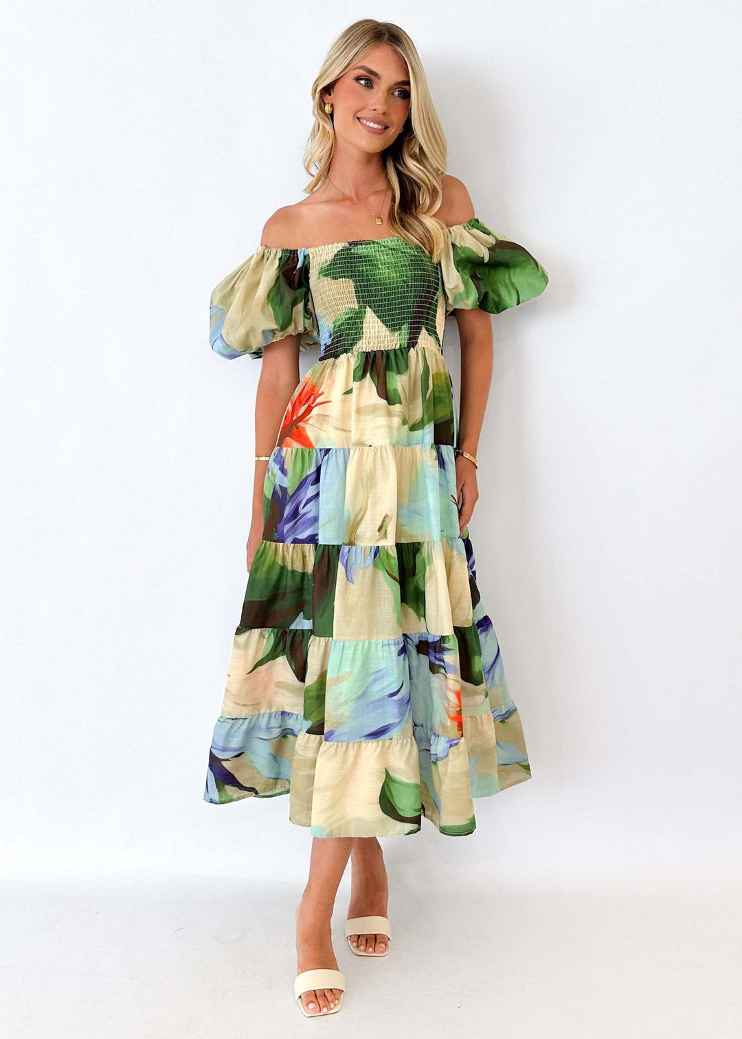 Robe maxi femme avec design dénudé des épaules et manches volumineuses à volants Levoire