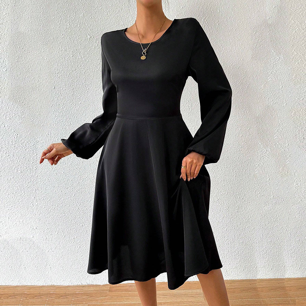 Robe dames en A avec un élégant col rond et des manches larges Levoire