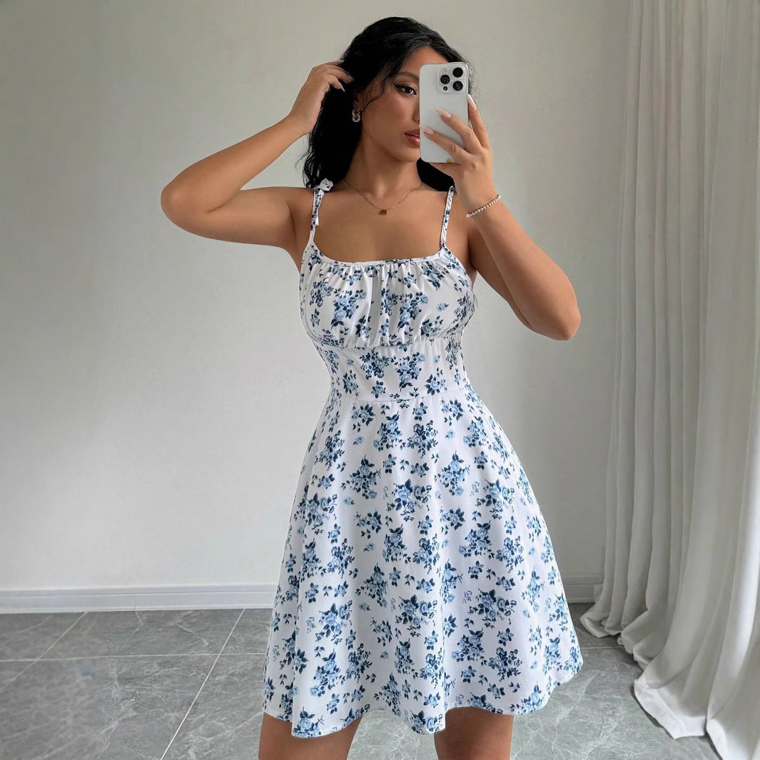 Robe mini d'été pour femmes avec motifs floraux et larges bretelles Levoire
