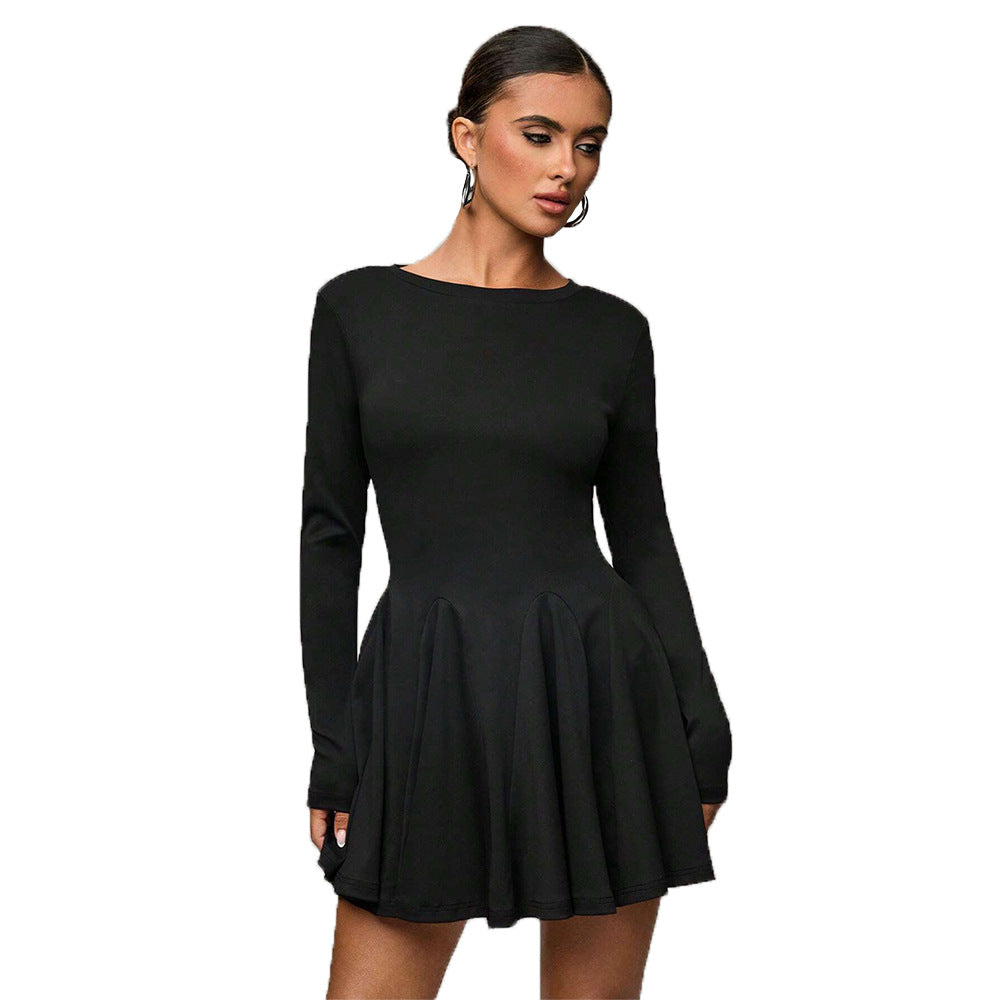 Robe mini femme avec des manches bouffantes élégantes et une jupe évasée Levoire