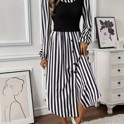 Robe rayée pour femmes avec haut ajusté et patte de boutonnage Levoire