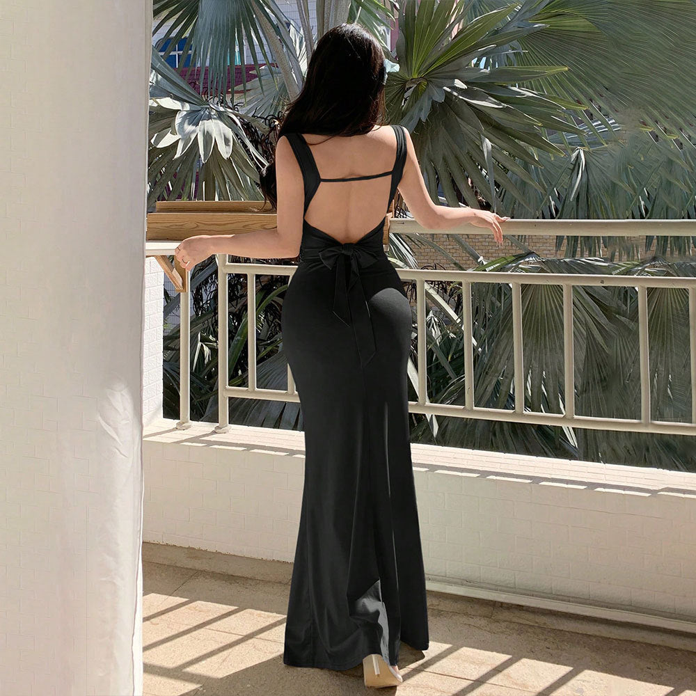 Robe de soirée élégante pour femmes avec découpes arrière raffinées et ceinture décorative à nouer Levoire
