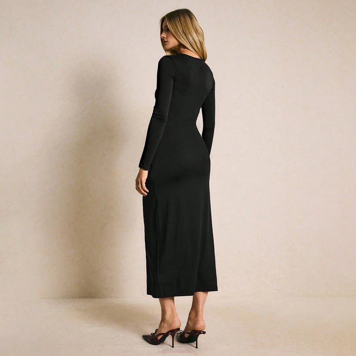 Robe maxi pour femme avec un design drapé élégant et une haute fente Levoire