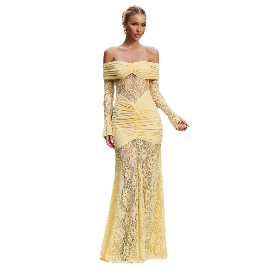 Robe maxi en dentelle élégante pour femmes avec des détails de volants raffinés et des bretelles dénudées Levoire