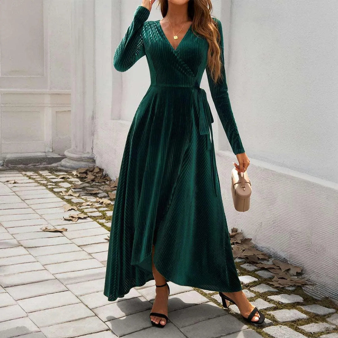 Levoire | Élégant ensemble à encolure en V taille haute avec fente Vert foncé