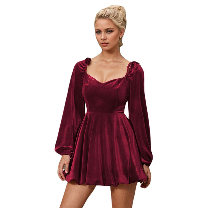 Robe Mini en Velours pour Femmes avec Manches Volantes et Décolleté en Cœur Élégant Levoire