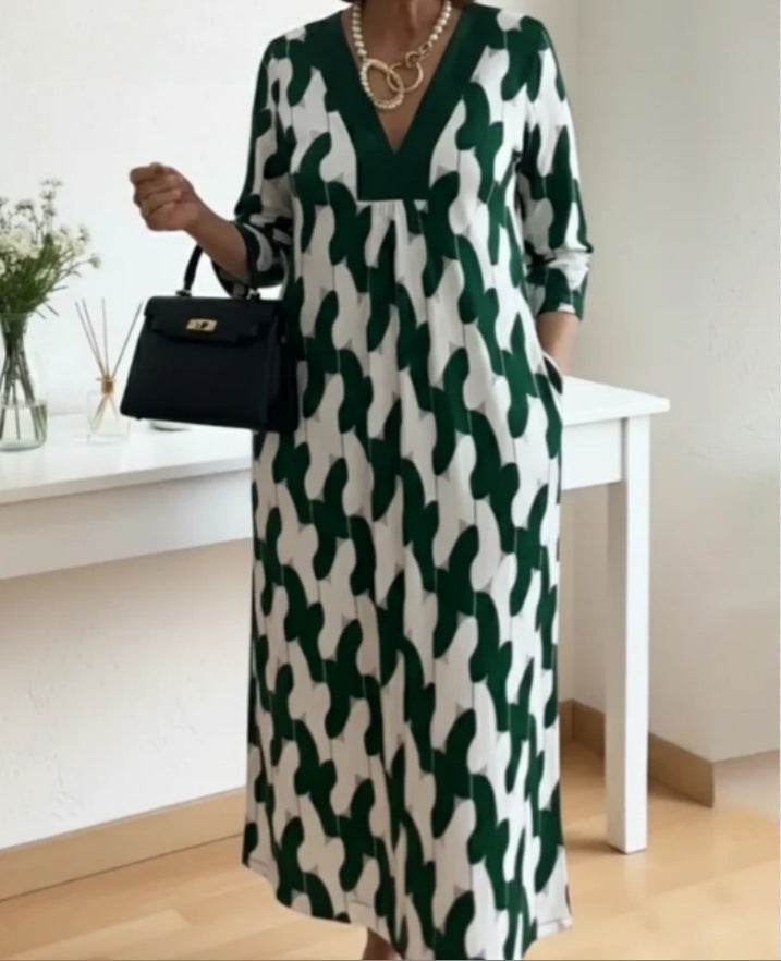 Robe maxi décontractée pour femmes avec un élégant col en V et des poches latérales pratiques Levoire