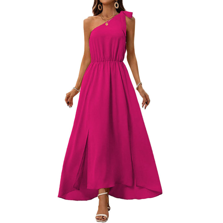 Robe maxi femme avec décolleté asymétrique et fente élégante Levoire