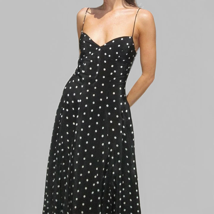 Robe maxi pour femmes avec design à pois et bretelles spaghetti Levoire
