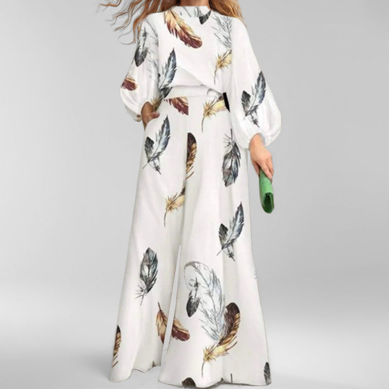 Ensemble élégant pour femme en deux pièces avec des manches en forme de ballon et un design en plumes Levoire
