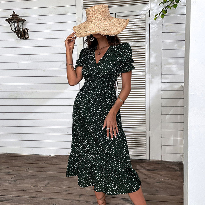 Robe d'été à pois pour femmes avec détails en volants et coupe cintrée Levoire