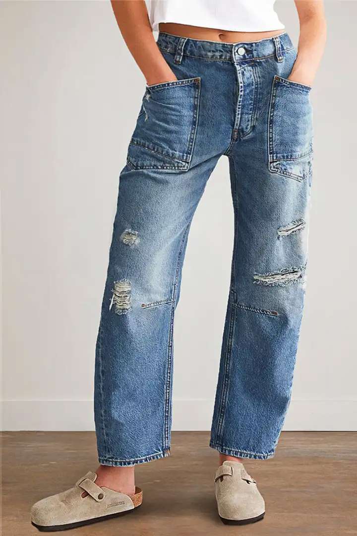 Jeans baggy pour femmes au look vintage avec détails déchirés et poches cargo Levoire
