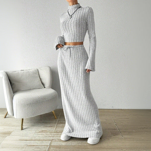 Ensemble top court à manches longues et jupe maxi pour femmes avec une élégante structure en rib Levoire
