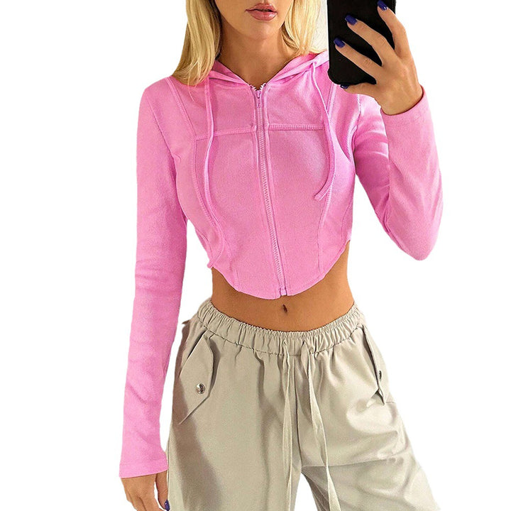 Sweat à capuche court zippé pour femmes avec manches longues et coupe ajustée Levoire