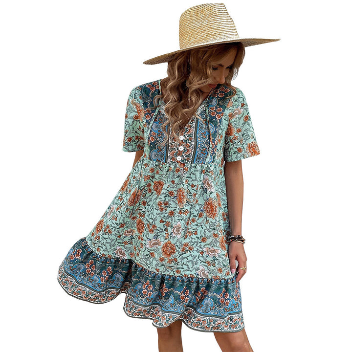 Robe d'été florale pour femmes avec ourlet à volants ludique et détail de boutons Levoire