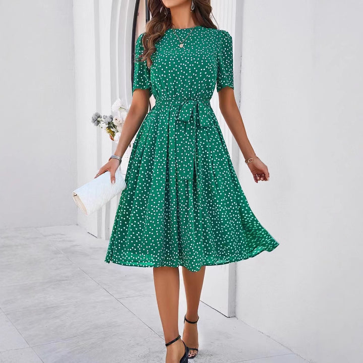 Robe midi pour femmes avec un élégant design à pois et une ceinture à la taille Levoire